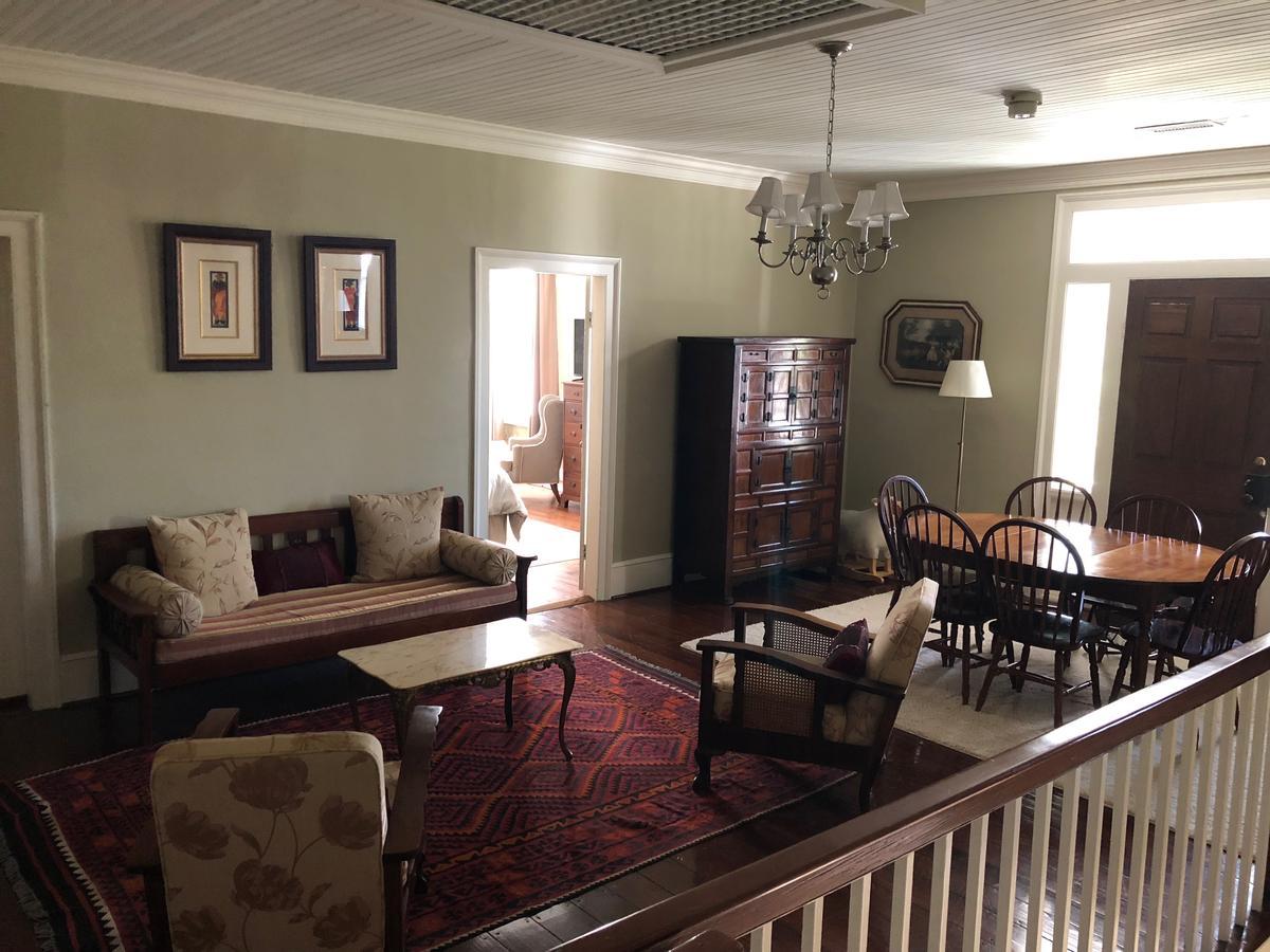 The Elizabethtown Inn Extérieur photo
