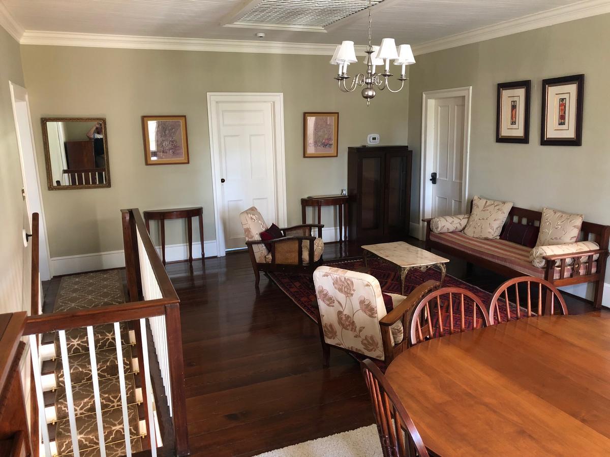 The Elizabethtown Inn Extérieur photo