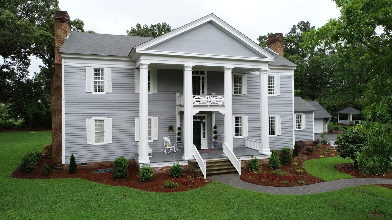 The Elizabethtown Inn Extérieur photo